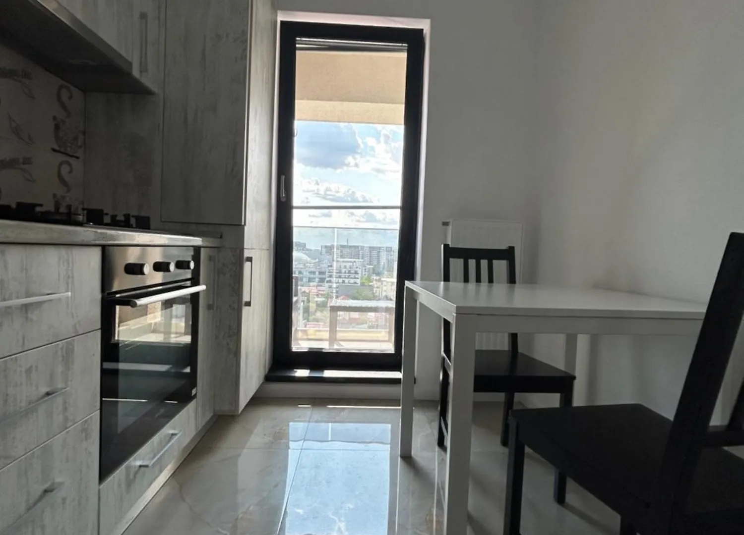 Elegant Studio With City Views - Prime Location - 02 Bucharest 0*,  Romania